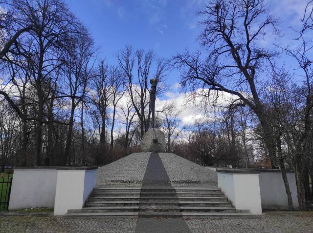 Pomnik Gliwiczanom Ofiarom Wojen i Totalitaryzmu