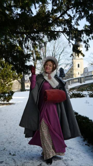 Muzealny salon dla Pań. O modzie, życiu i obyczajach w XIX stuleciu. Srebrne kule, szczupak z chrzanem i migdałowy król. Boże Narodzenie w ziemiańskim dworze