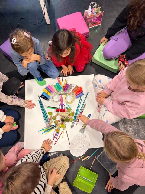 Tu sztuka przedszkolaka - rodzinne warsztaty artystyczne dla grupy wiekowej 3-5 lat